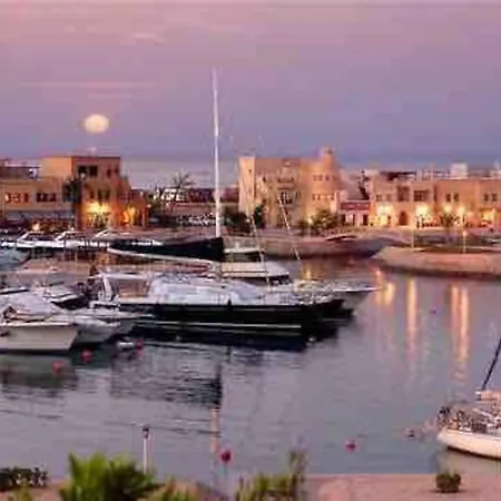 Апартаменты Sunshine Abutig Marina